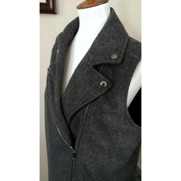 Banana Republic Jackets & Blazers - Banana Republic Asymmetric Moto Vest Wool Blend